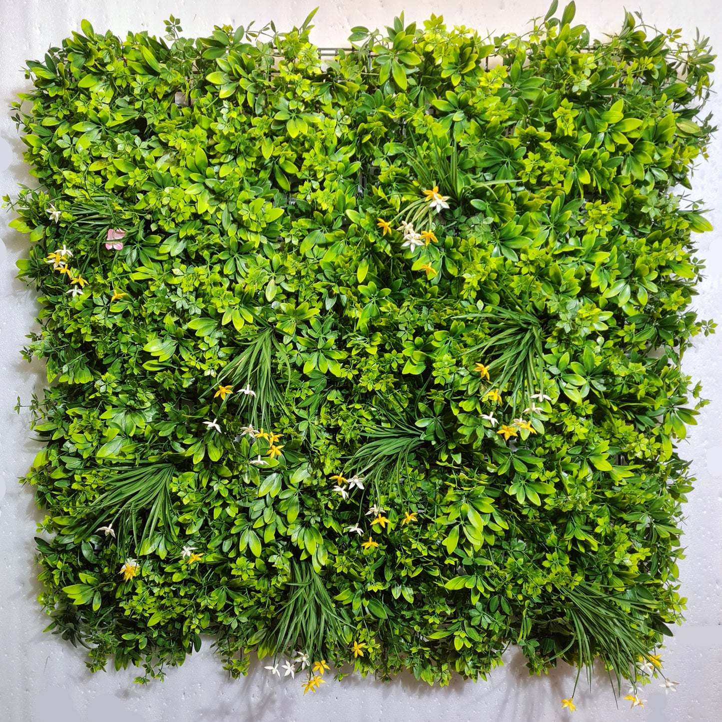 Artificial Green Wall Mat Design #02 (Outdoor use, 2-3 years colour stable)