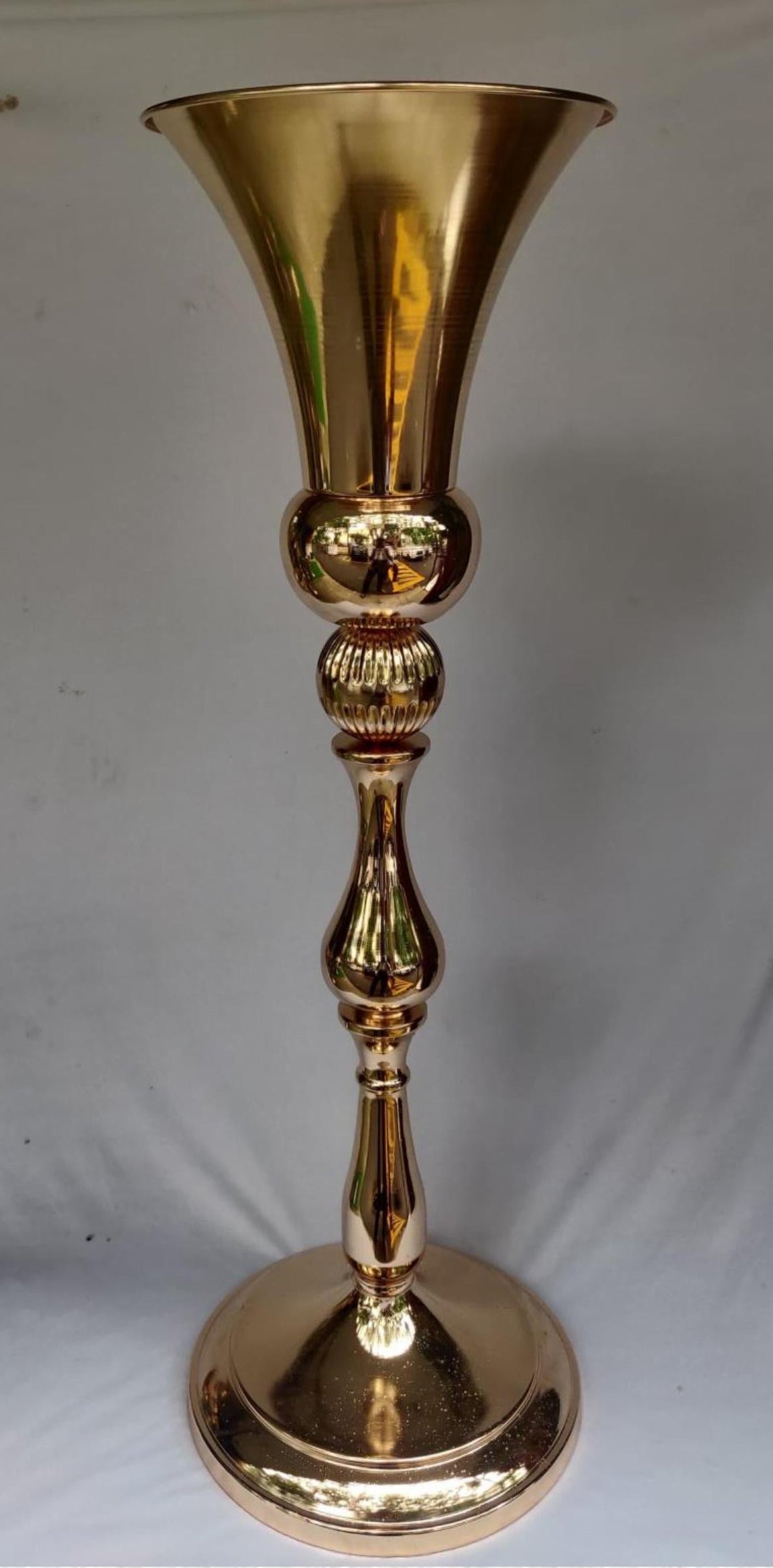 Gold trophy pot Ginni Bloom Mumbai