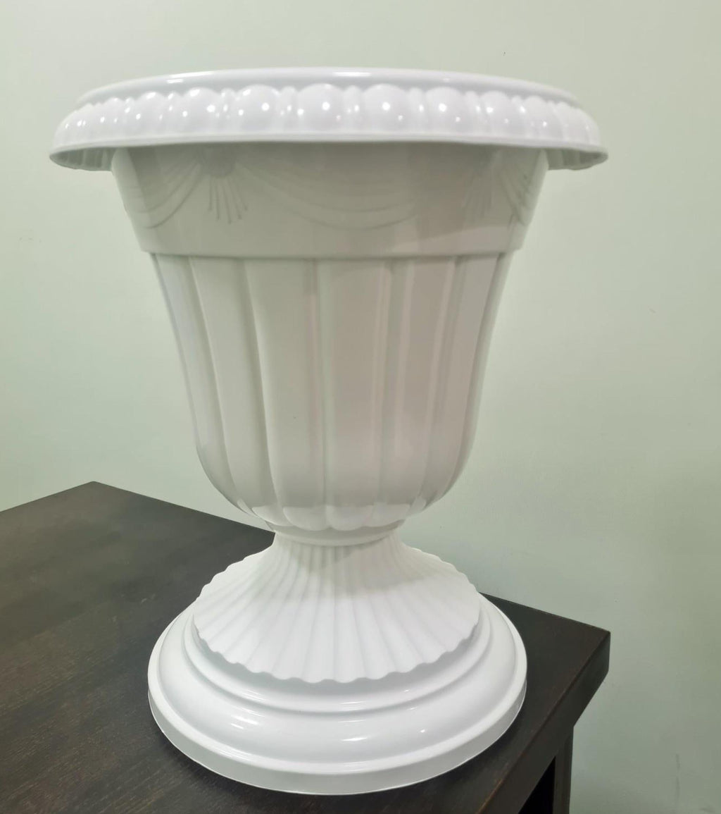 PLASTIC TROPHY POT GINNI BLOOM MUMBAI INDIA